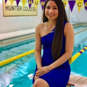 Meet your Posher, Christina